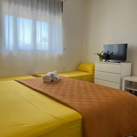 La Perla Blu Oda ve Kahvaltı